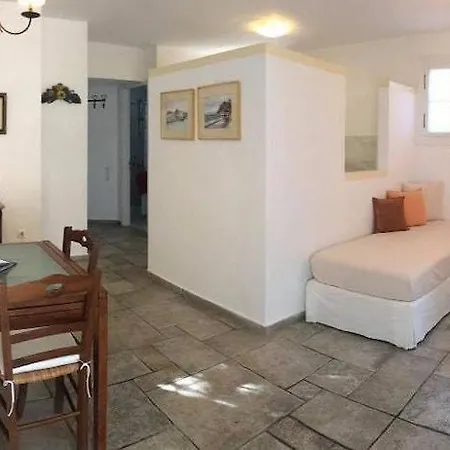 Nika Aparthotel